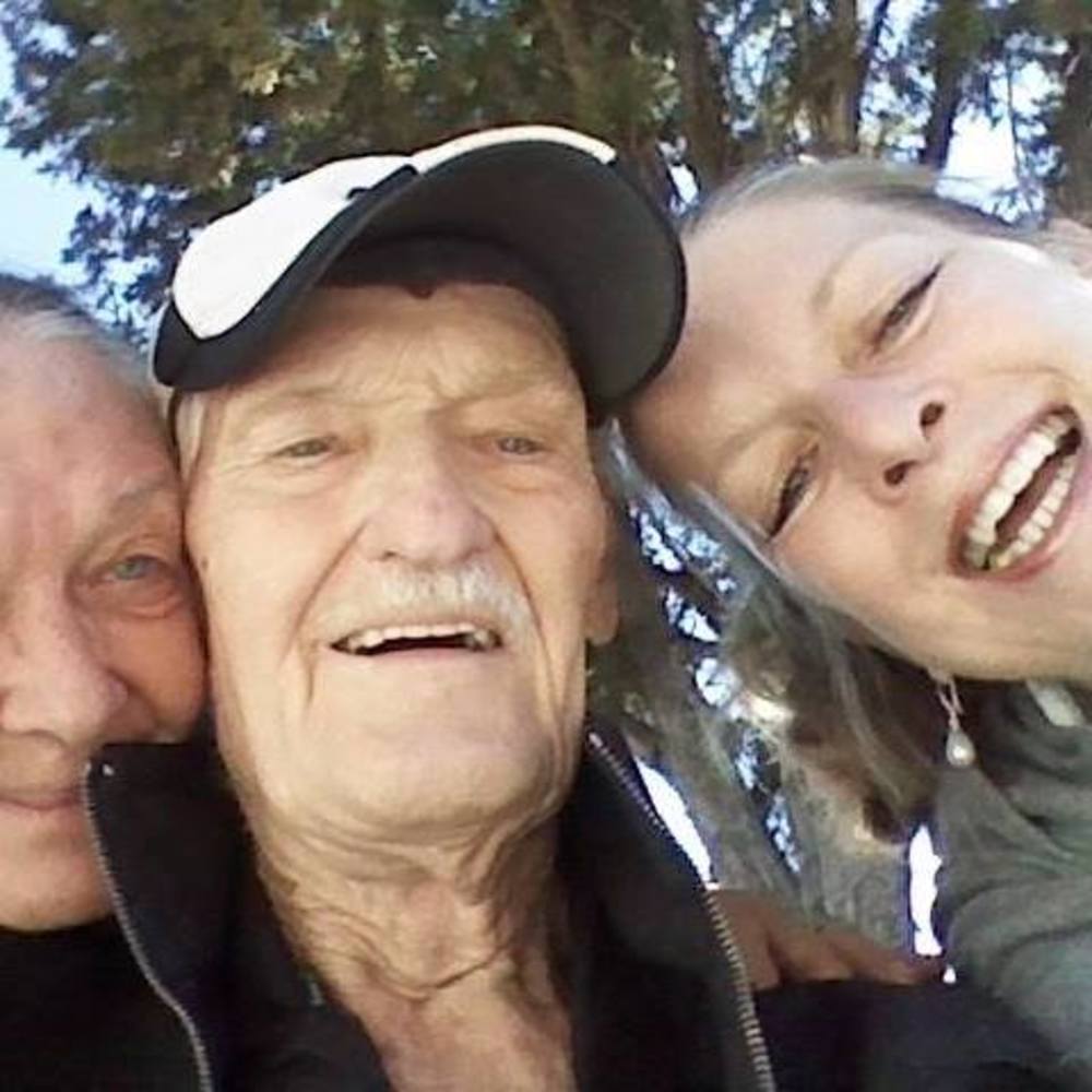 Meet your Posher, Kara